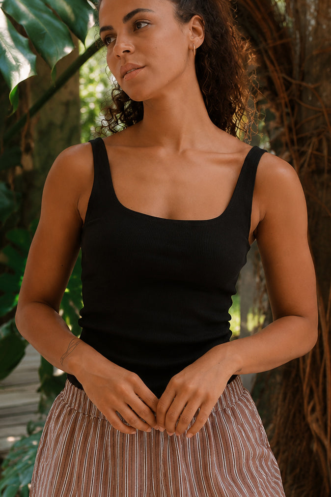 SARAH TANK - BLACK RIB